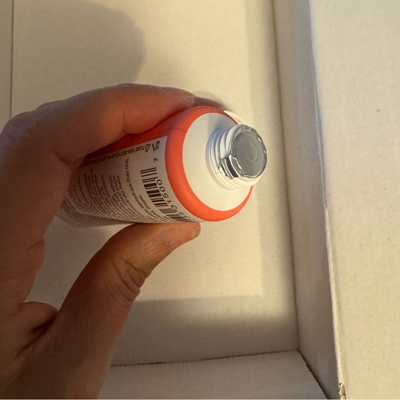 Pacifica Glow Baby Brightening Face Wash - Picture 5 of 6